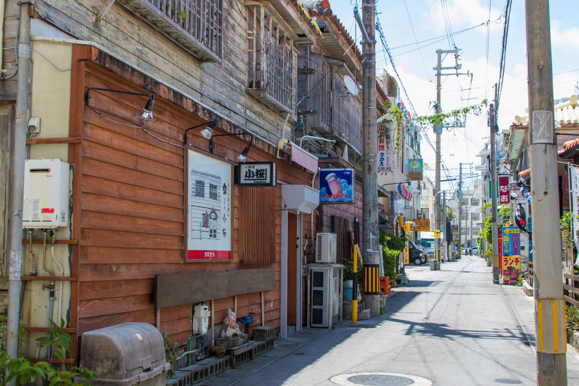 Nest Hotel Naha Nishi Екстериор снимка